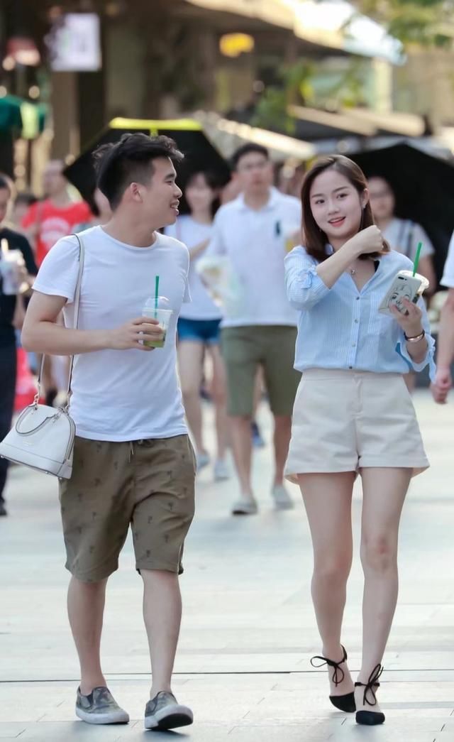 街拍!大街上形形色色的路人!怎样的装扮能让你为美停留三秒钟!