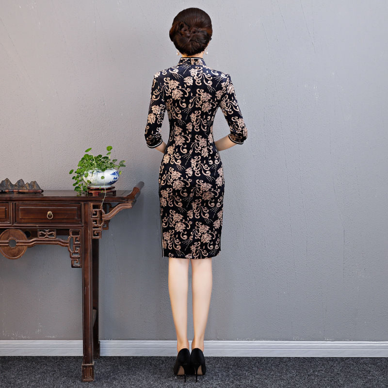 复古丝绒旗袍裙，穿出女性优雅贵气