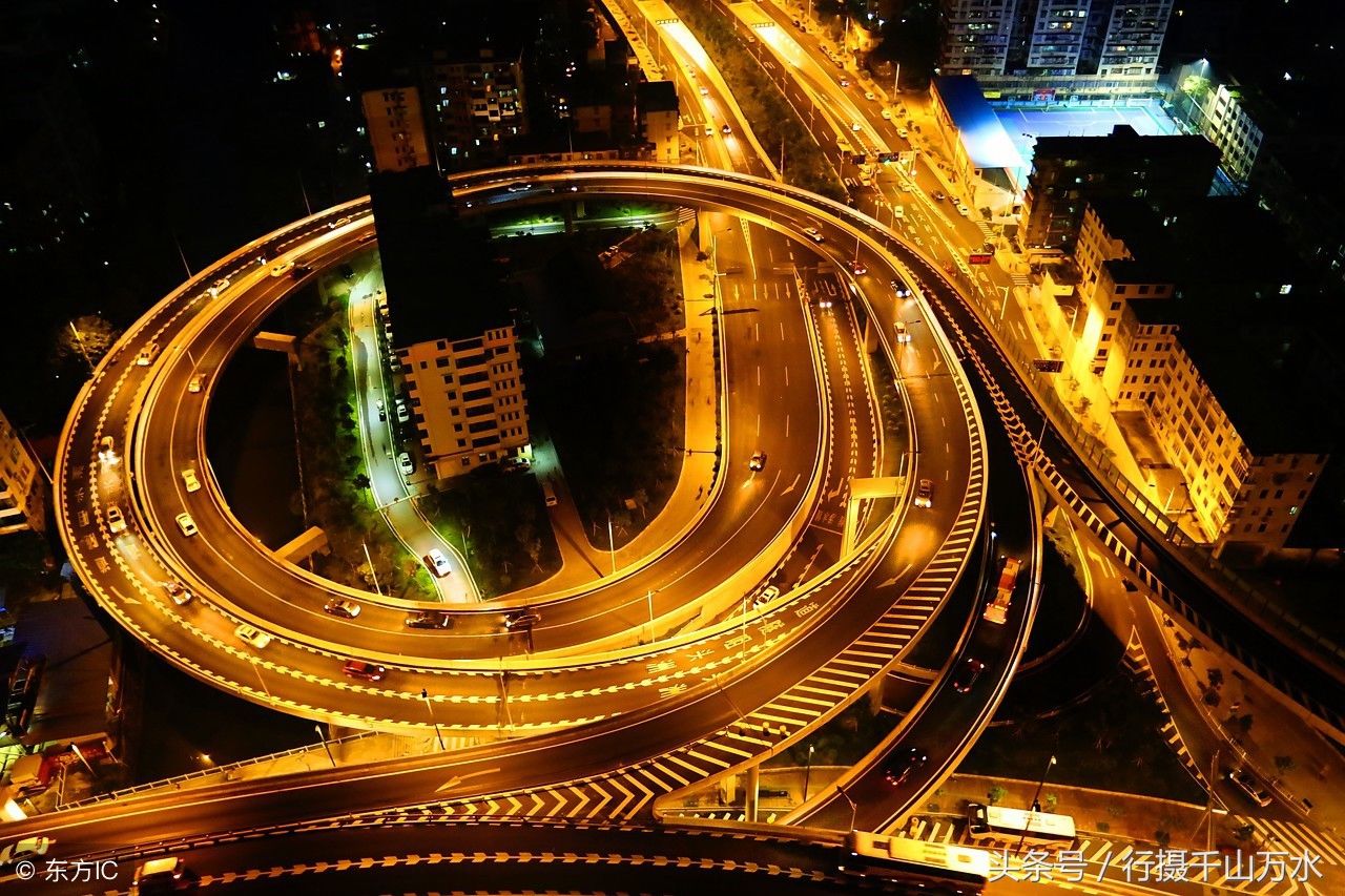 广州最牛钉子户挡道，政府不强拆，改规划建立交桥将其围成圈中楼