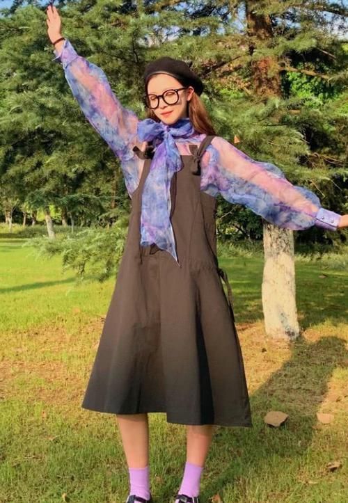  适合■最适合出门郊游穿的三款裙子，简单不失个性，女生不能错过！