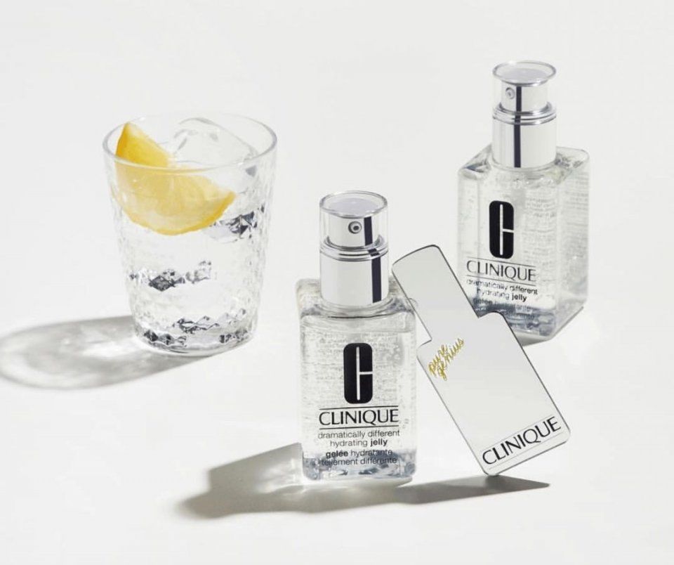 他和你男人一样只穿基本款，为啥他这么时髦?