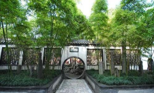  【道理】农村俗语“门前不栽竹，房后不栽树”是什么意思？有什