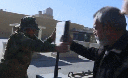 包围美国驻伊拉克使馆