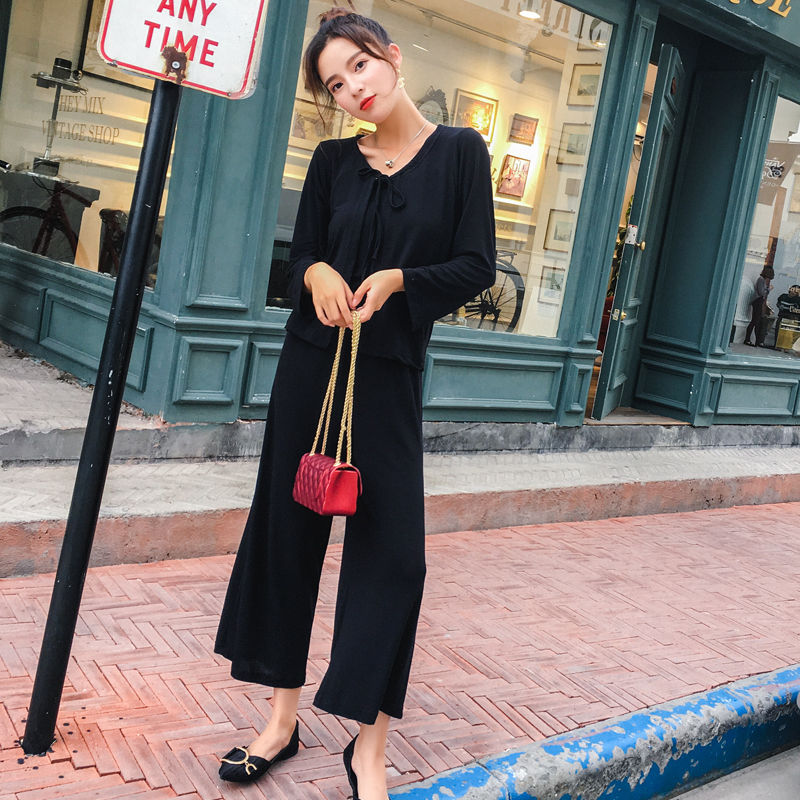 套装不如裙子?那是你没遇上，看看这几款秋装，让你美的快人一步