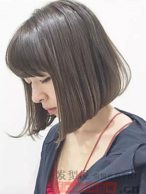 女生精致BOB头短发 彰显自信、阳光又独立的职场女性风采