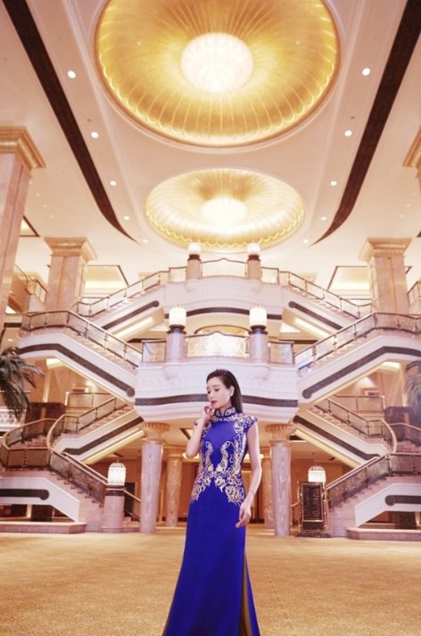 杨恭如旗袍大片，完美的展示了东方女性的高贵优雅的气质