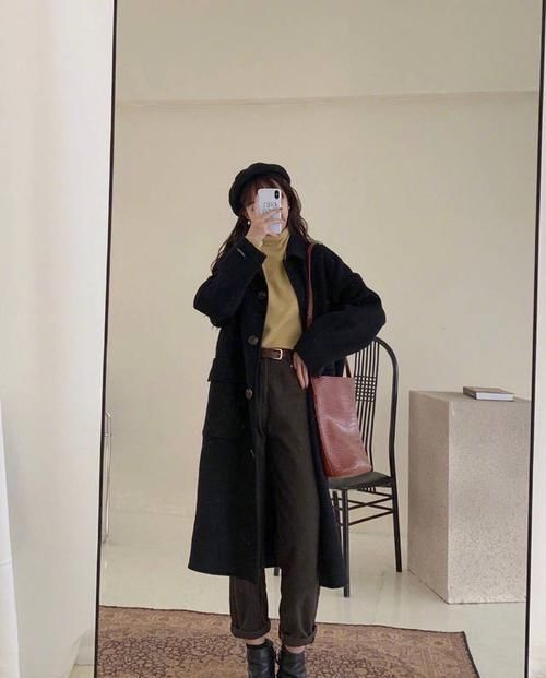 #大衣#黑色大衣怎么穿才出彩?9种内搭方案让你变成街上最亮的仔!