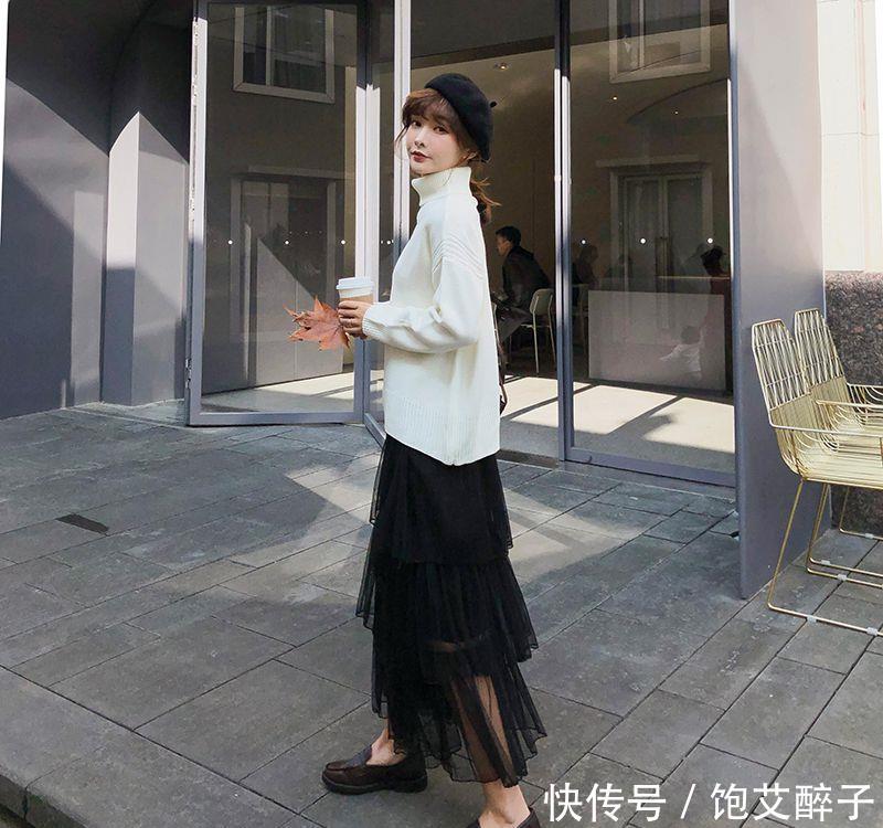  『美女』气质的街拍：甜美有型的美女，很招人喜欢！