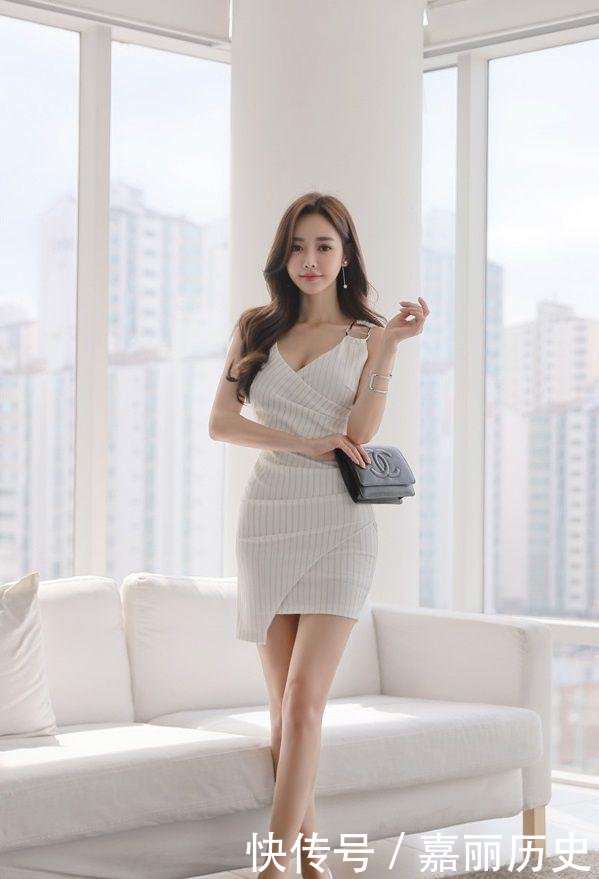 #气质#街拍一个超级好看有气质的小姐姐,看到她之后心情都好了