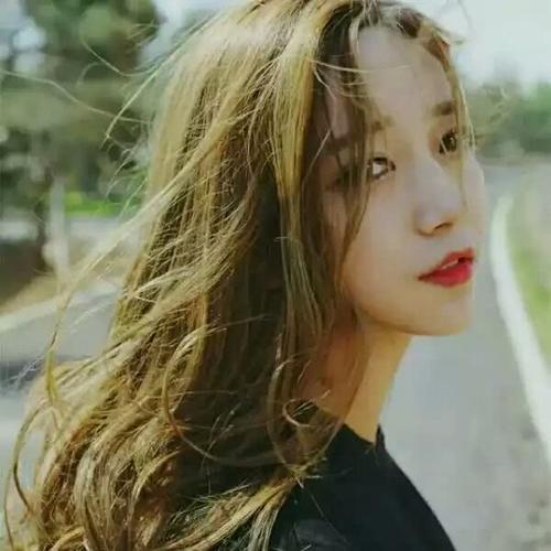 让你五官变精致的几个动作，尤其是第四个，还可以抗衰老