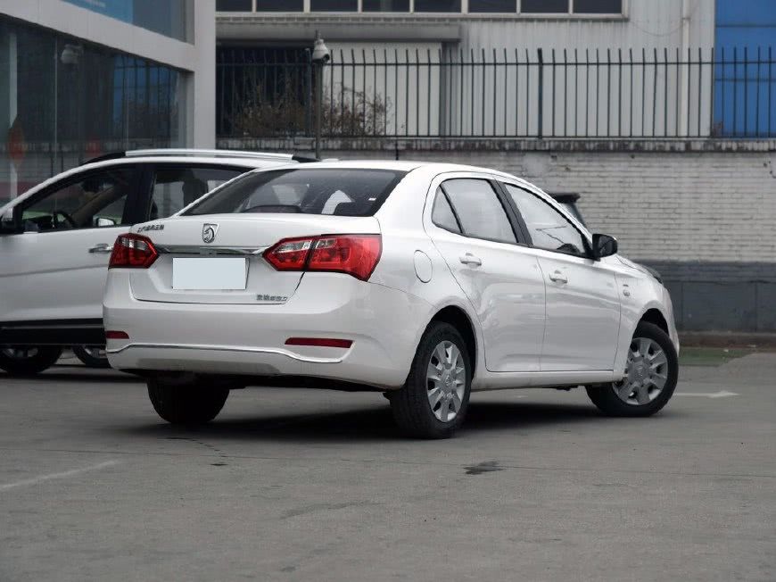 单双号限行就难受了,广州的开四停四就要来了