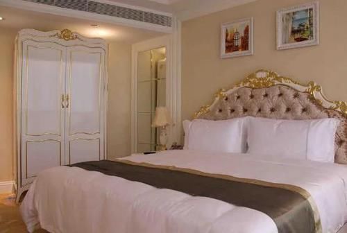 酒店床尾处的一块布是干嘛用的?其实大有用处