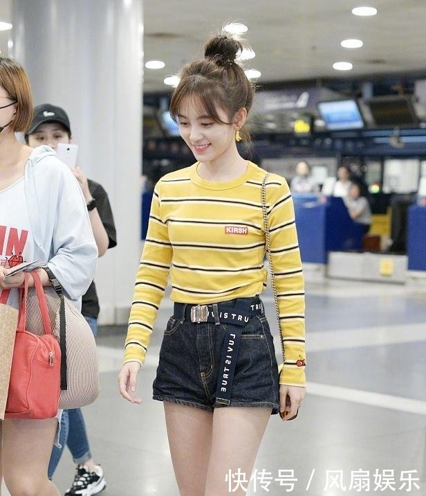 鞠婧祎这小可爱在机场站着都能睡着, 网友: 这是有多困啊?
