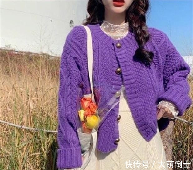『超甜』韩国女生超甜的日常穿搭分享,大胆的颜色充满活力感
