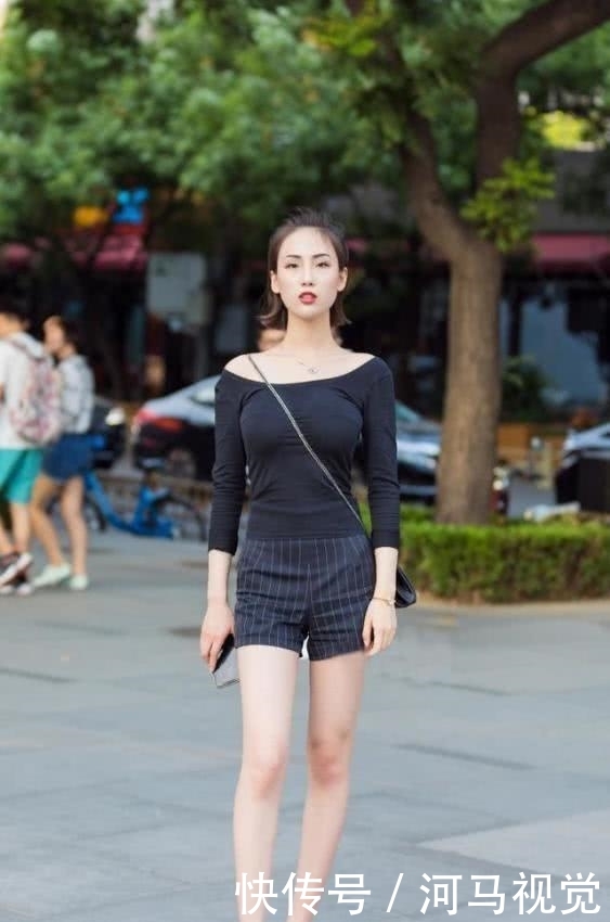 清爽■街拍:清爽大方看起来甜美又减龄,美范十足显你靓丽的好身姿