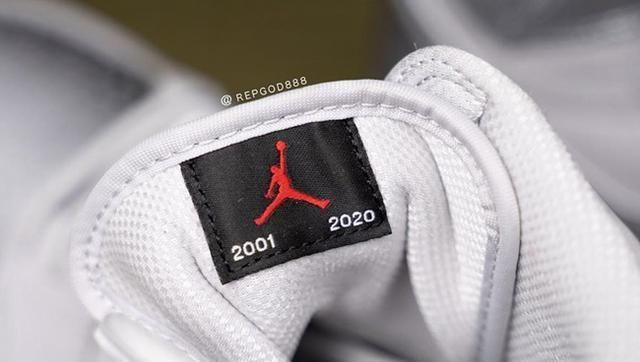  『回归』超限量「日本限定」Air Jordan 1 七月回归，实物上脚曝光