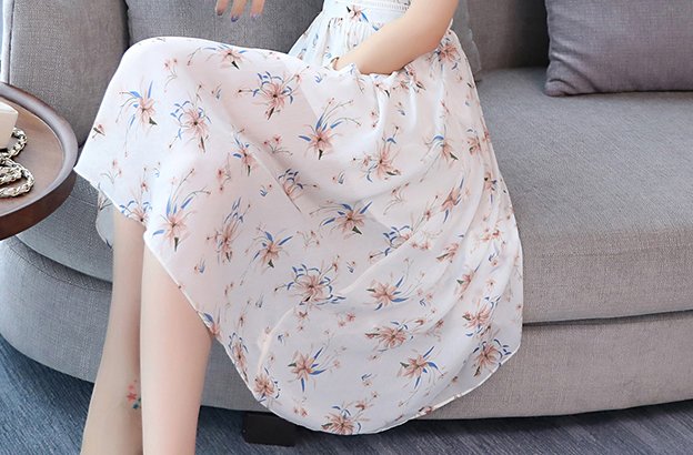 姐姐比我大5岁,她穿了这连衣裙,跟我逛街,别人都以为我是姐姐