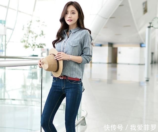 妩媚|长得漂亮,身姿妩媚的牛仔裤美女,大长腿让人羡慕!