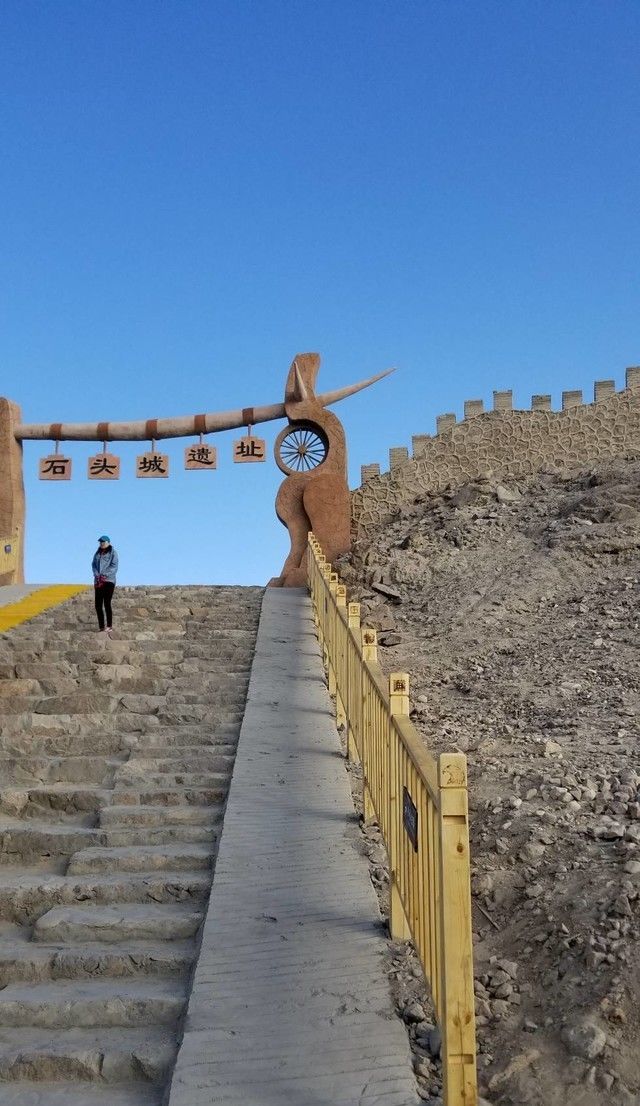 帕米尔之行一一石头城,金草滩。