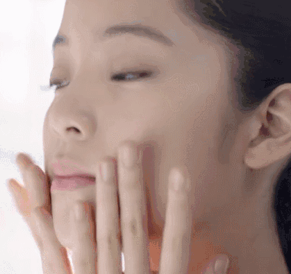 素颜的欧阳娜娜撞脸“朱碧石”?网友:像是亲姐妹!