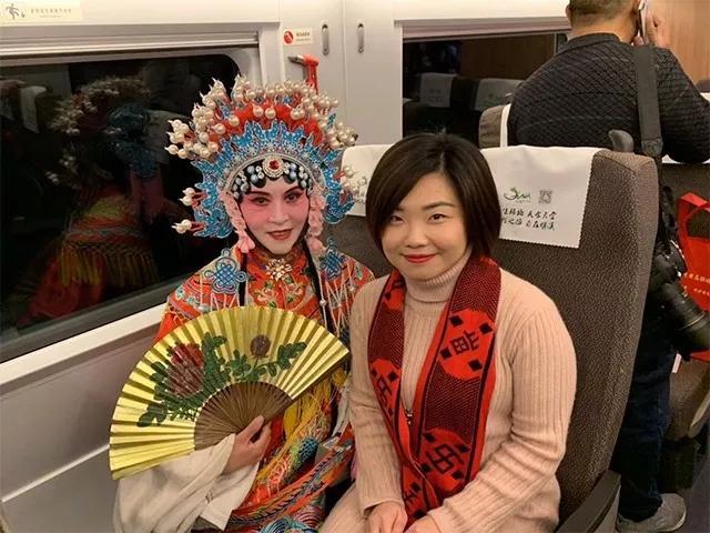 杭黄高铁开通运营！首趟列车精彩纷呈 快来看一看