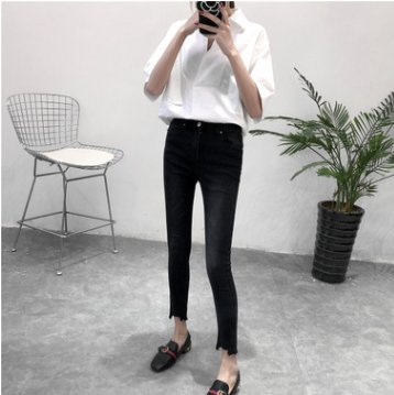 不爱穿裙子的小仙女，可以尝试这几款休闲女裤，让你穿出好身材