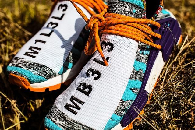 提前开箱上脚!看一眼就觉得很贵的鞋，竟然还带有神秘代码!