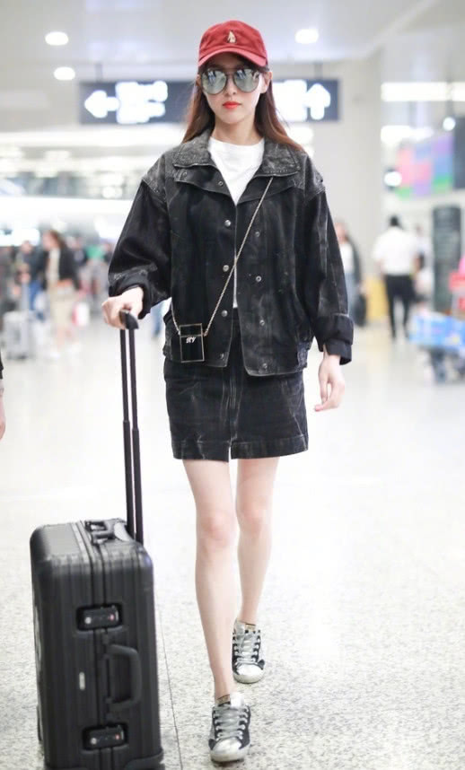 唐嫣身穿仙女裙头戴皇冠美到逆天，罗晋请把你的美丽公主接走！