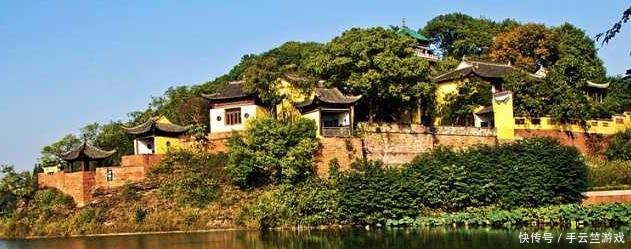 『赤壁风景』湖北最有争议的2个赤壁,哪一个才是三国古战场呢游客常辨不清