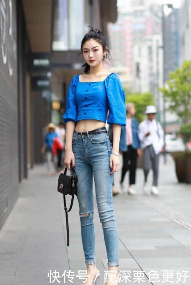 美女■让人百看不厌！，白色蕾丝露肩衫搭配低腰牛仔裤