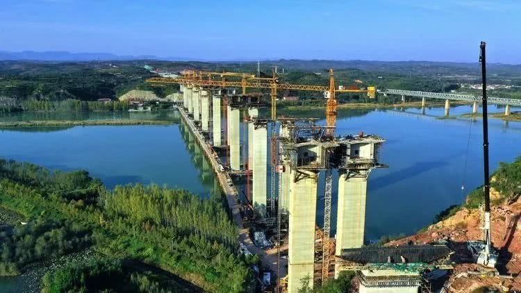  [一桥]一桥飞架黄河南北，天堑将变通途！