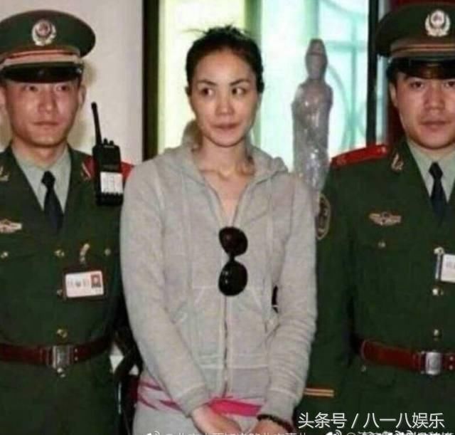 张卫健澄清谣言，论与警察合照正确姿势，马云最聪明