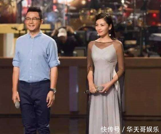 一直不明白刘涛为什么总是穿长裙, 直到看了这张图, 明白了!