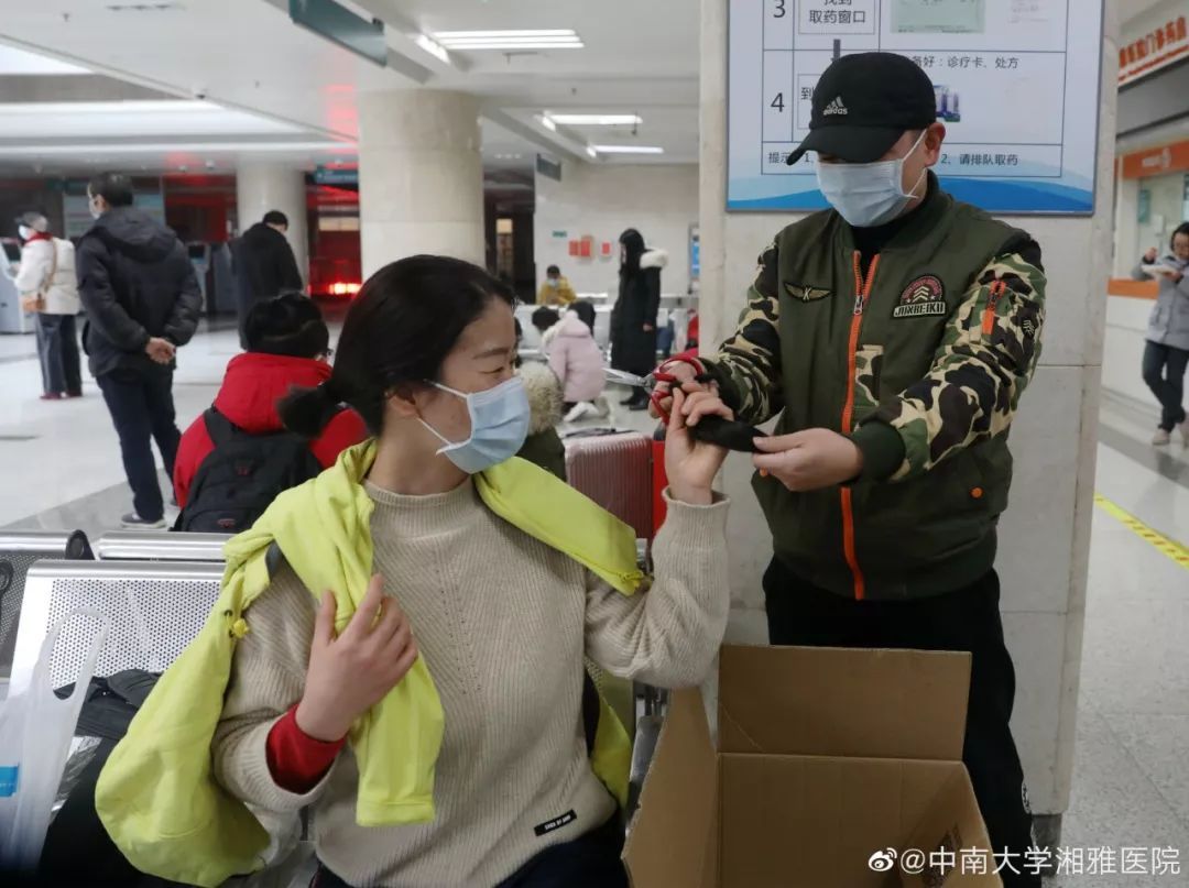  驰援武汉@等我长发飘飘，再来看看武汉！