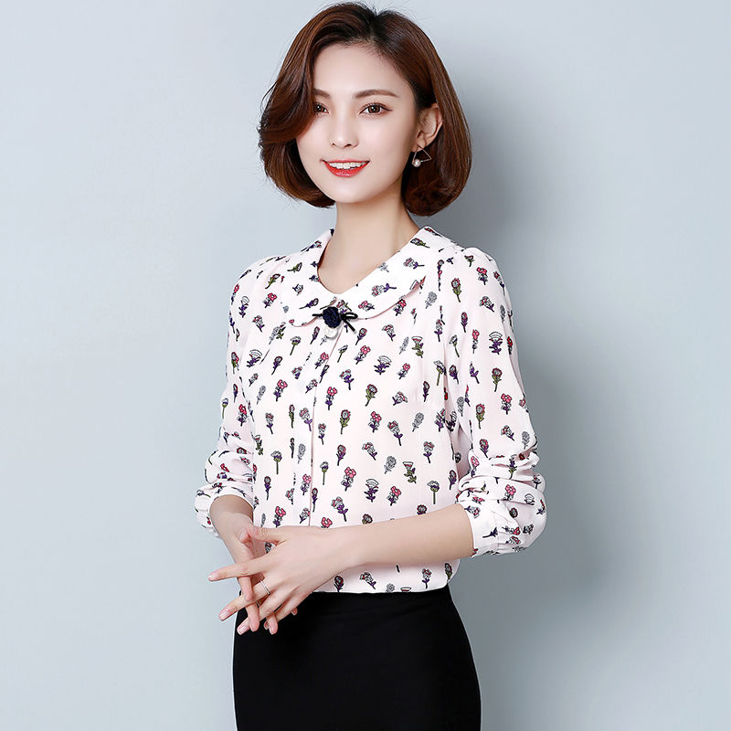 过了45的女人，别穿的太老土!瞧刚上新的秋装，款款好看又减龄