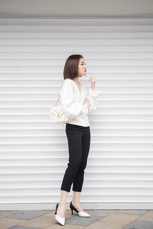 百思图x唯品会电视同款，艾若曼完美演绎职场轻熟风