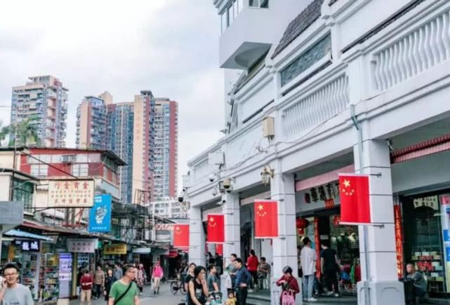 深圳这条街仅4米宽，全世界独一无二，进街要办通行证——中英街