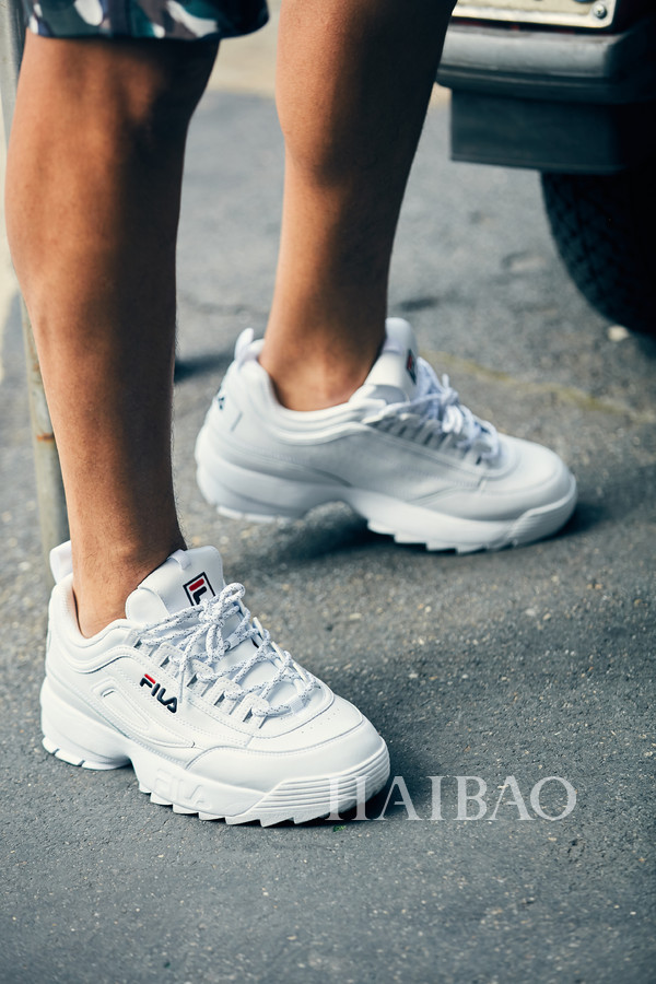 FILA推出全新Disruptor II颠覆者鞋款系列