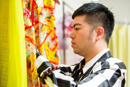 因为祁刚，这些明星都与安仁有了牵绊