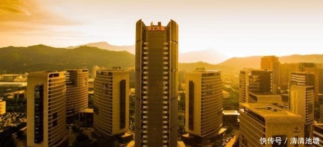  「唯一」中国唯一以“龙”字命名的地级市, 被国家定为高铁枢纽