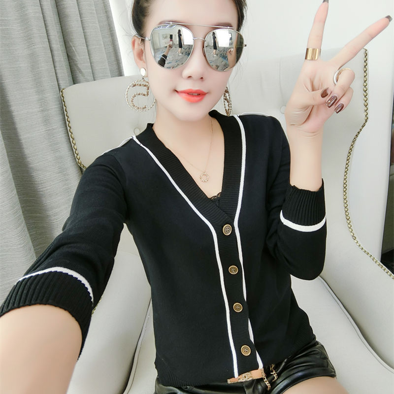 闺蜜真心太会搭配了，小开衫+连衣裙，修身又显年轻，优雅又大气