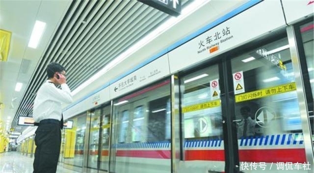 去云南旅游，出了“火车地铁站”却找不到火车站，游客：套路太深