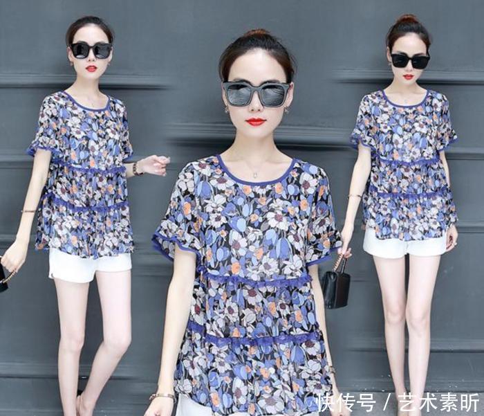 乡下女人别做黄脸婆！回娘家，45岁农村嫂子穿美衣，真的好洋气