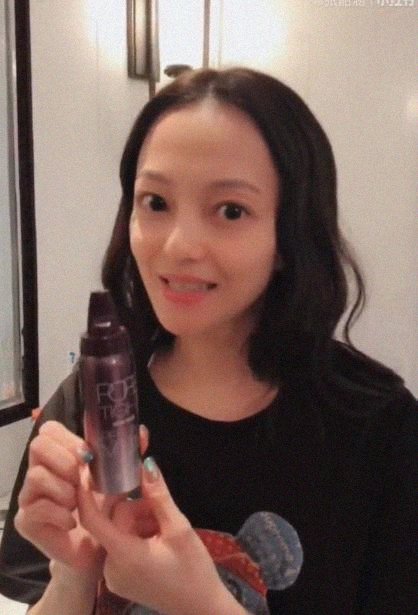 张韶涵用了10年的去黑头神器，轻轻搓一搓，1次鼻子上黑头全不见