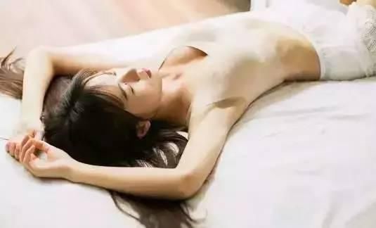 最伤乳房的行为竟是这个，再不注意就没胸了!