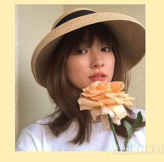 健康肤色不用特意美白 这样做显白又不出错