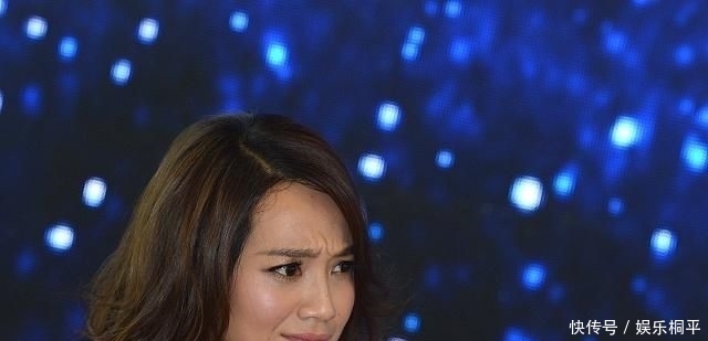 #代表#周一围首次回应朱丹主持翻车,我不秀恩爱,不代表我不爱她