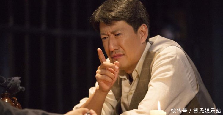 『家暴』她不惧怕家暴嫁二婚渣男，婚后连生3胎，今30岁仍嫩得像20岁