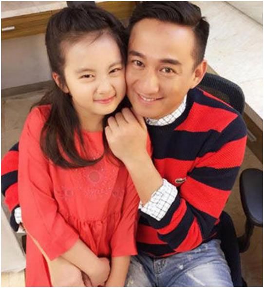 黄磊发怒了，三个问题直击“假疫苗事件”，担心两个女儿也中招！