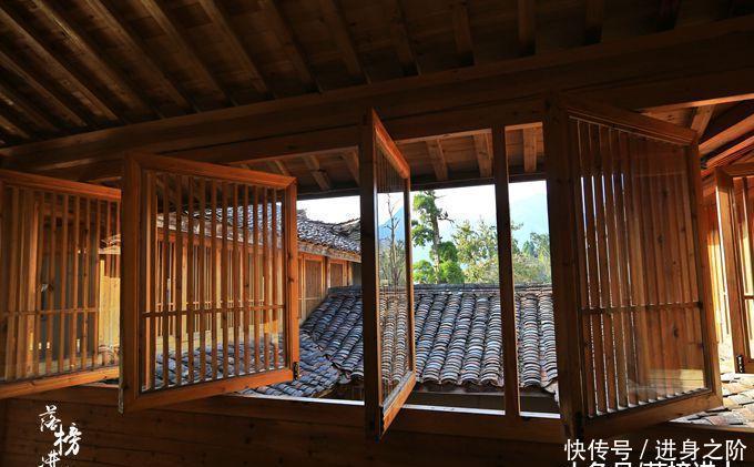 浙江丽水平田村,传统村落改造成了特色民宿,吸引了众多游客前来